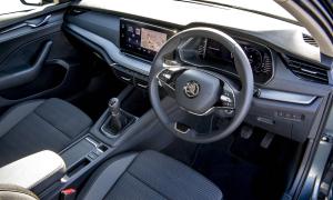 Skoda Octavia Estate 2020 года  (UK)